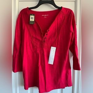 Womens 3/4 sleeve pullover shirt